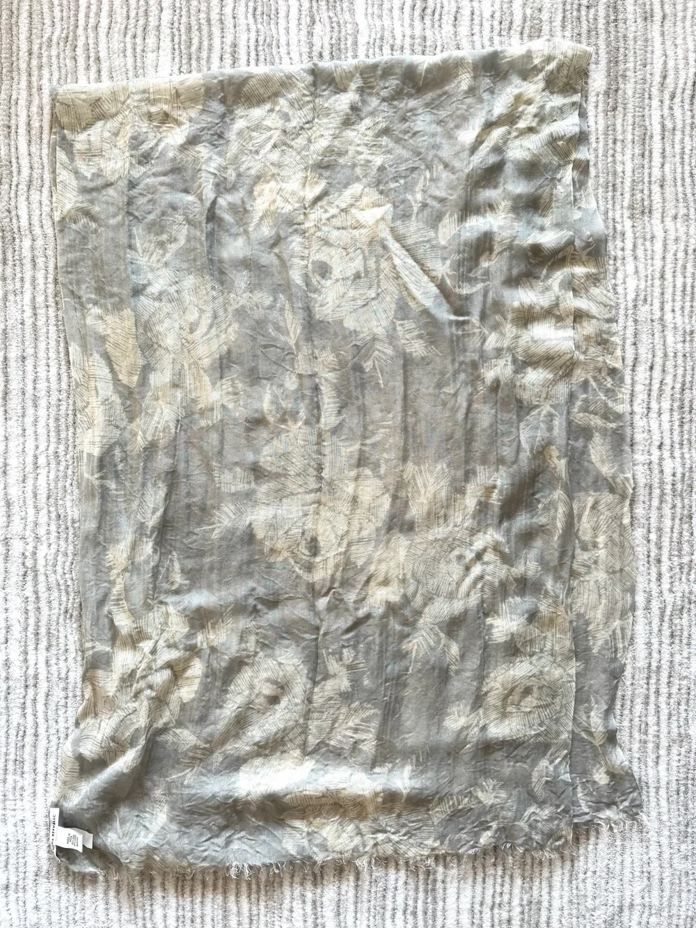 Banana Republic Silk Wool Floral Rectangle Fringe Scarf